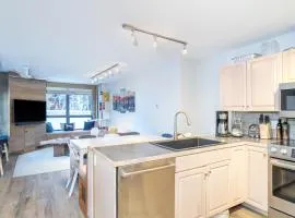 One block walk to gondola, ski lockers downstairs, River Trail close by!