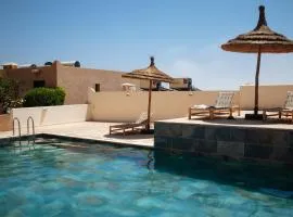 Argan Oasis Studio, Poolside Retreat near Taghazout