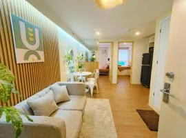 Cadence Place 2BR Pasig Condo for upto 6pax with Free Parking