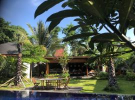 Amuya Home Stay, three-star hotel in Waingapu