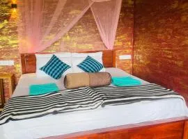 Nine Arch Jungle Inn