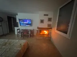 Private room with independent entrance