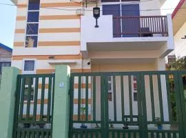 Room in BB - No hassle and no fuss, Aremen Transient is here for your comfortable stay