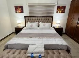 شقة مفروشة فاخرة للإيجار ربوة عبدون - Luxury Furnished Apartment for Rent