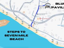 SUITE 2A, BLUE PAVILION - Steps to BEACH, Ferienwohnung in West Bay
