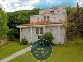 Hotel Delfin, hotel poblíž Letiště Rijeka - RJK, 