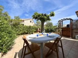 Pavillon 2 pièces en bord de lagune AY040-037