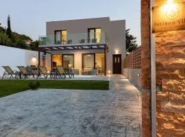 Villa Fotinou Heated Pool & Free Bikes awaits