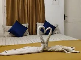 SAI HOMESTAY White town