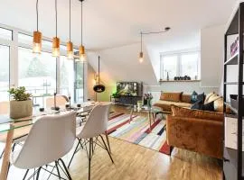 Waldbewohner Apartments / Hirsch