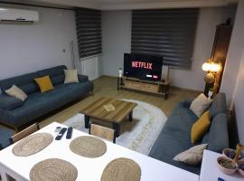 Seyhan'da 2 oda bir salon full apartmant, hotel v destinaci Seyhan