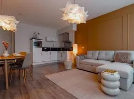 Ruim 2 Slaapkamer Appartement Met Xl Dakterras