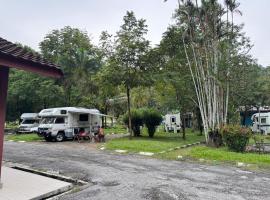 Caravan Site, kemp v destinaci Tapah