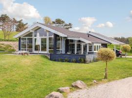 Holiday Home Tunvej Ebeltoft Ix, hotel v destinaci Ebeltoft
