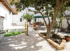 Modern and Historical Refuge, 5 min from the Sea