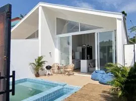 Villa with private swimming pool