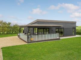 Nice Home In Spøttrup With Sauna, hotel in Spottrup