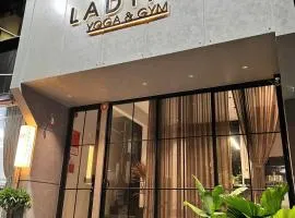 Ladyfit House