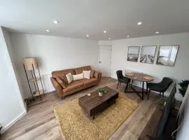 Large One Bed Basement Apartment