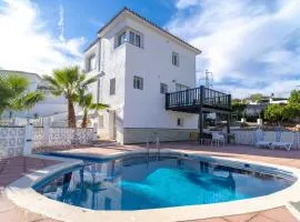 Villa Mauri Private Pool by Casasol