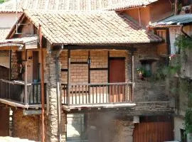 Charming House in Robledillo de Gata with Fireplace and Terrace