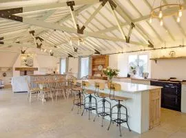 Shires Barn Farmhouse - Westbourne
