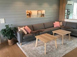 Beautiful residence, close to great beaches good for surfing, hotel pro pobyt s dom&aacute;c&iacute;mi mazl&iacute;čky v destinaci Klepp