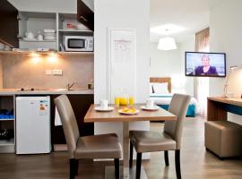 Odalys City Tours Le Jardin des Lettres, serviced apartment in Tours