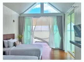 Sea Balcony Cottage