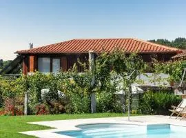 Comfortable Countryside House in Eira-Vedra with Shared Pool