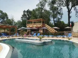 Camping 3 étoiles - Piscine - eeebcb