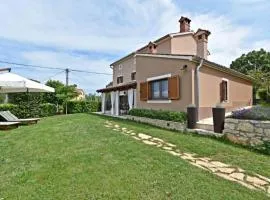 Holiday House Bepina