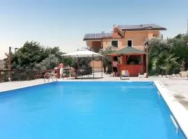 Spacious villa with private pool and stunning views