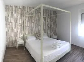 Santo Domingo Rural - Andalusian spacious house with private parking in town