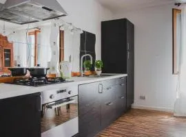 Elegant Apartments in Biennale by Bricola Apartments