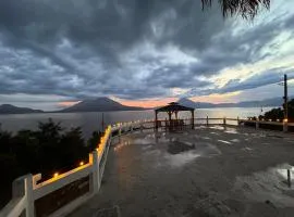 Hanna Suites