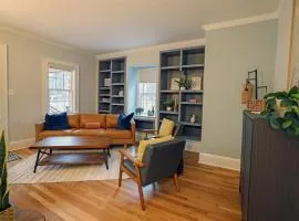 New & Renovated MCM Duplex 3 mi to DT Durham