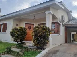 Hospedagem Sil e Jean quarto triplo, cozinha compartilhada com outros hóspedes