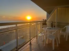 Monte Hermoso frente al mar