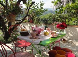 Les Grimaldines - Maison d'Hôtes, B&B/chambre d'hôtes à Cagnes-sur-Mer