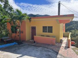 Seaview Guesthouse Apt#1, hotel in Bank Level