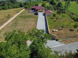 Vila Hacienda, ξενοδοχείο σε Donja Gorevnica