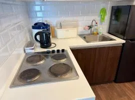 Chic Luxury Air condo 2 Bedroom Finest City Living Air Makati Gym Swim Park 300