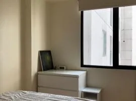 Moagi Stay Geranium - Netflix Ready! at Bassura City Apartment