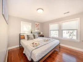 Sparkling 2BR Quincy Apt near Wollaston Beach - Free Parking, Balcony, TV, Pet Friendly 74R