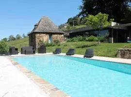 Gîte de France à Altillac 4 épis - Gîte de France 8 personnes MAE-0731
