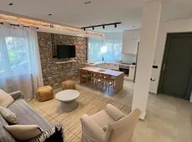 Aeolian apartment