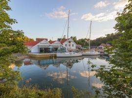 Kulleseidkanalen gjestehamn, căn hộ dịch vụ ở Bømlo