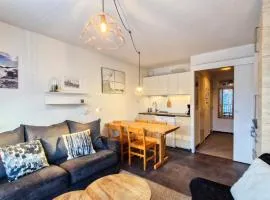 Résidence Verseau - Appartement lumineux et spacieux · Centre station · avec cabine et Balcon MAE-7781