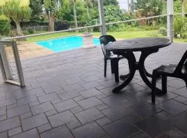 J & J Paradise Guest House